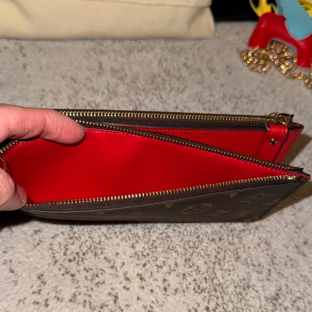 Louis Vuitton Brown Monogram Pouch with Gold Chain - Picture 3 of 5